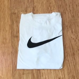 Nike Tee
